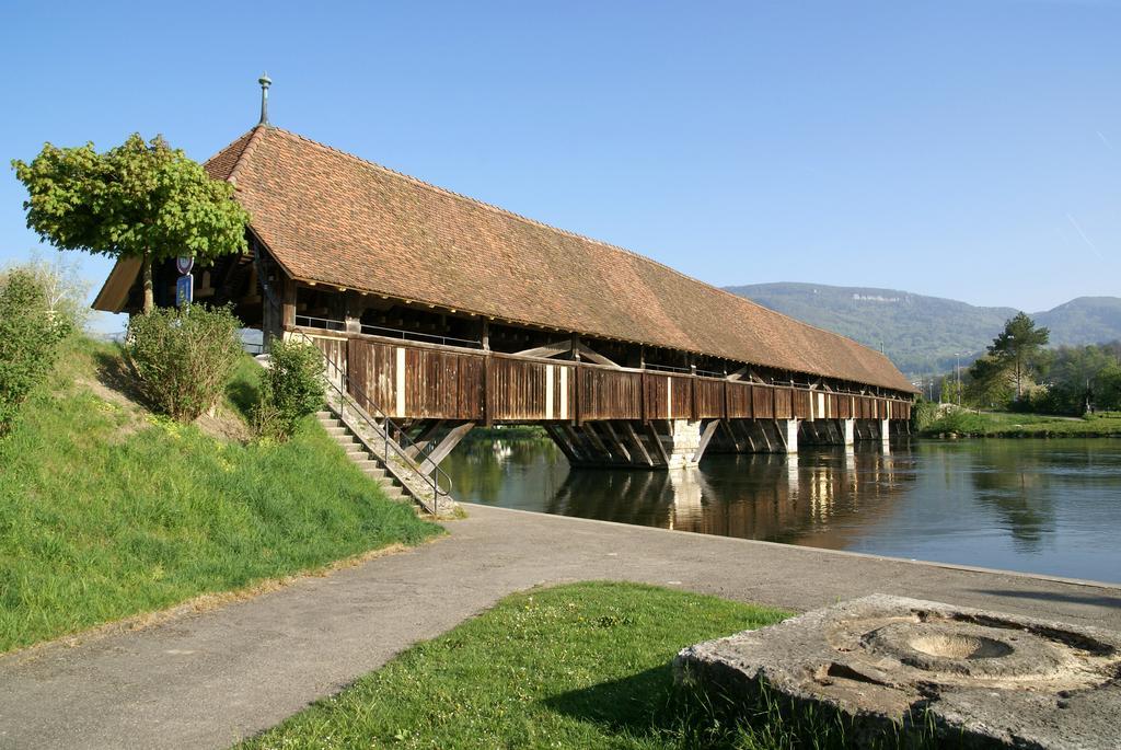 Hotel Al Ponte Wangen an der Aare Buitenkant foto
